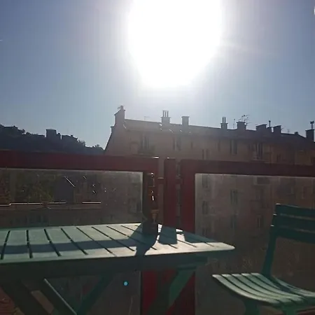 Appartement -- Le Refuge, A 50 Metres De La Gare --